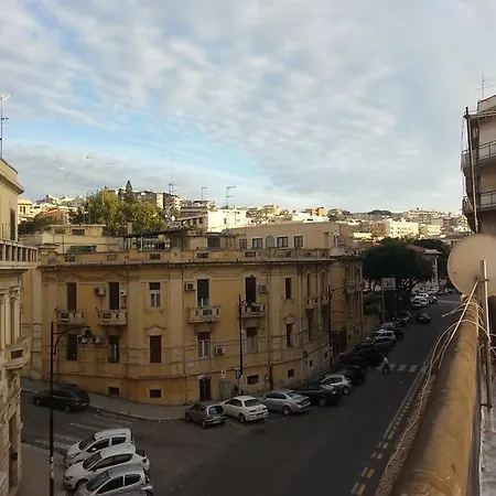 Nava Ρέτζιο ντι Καλάμπρια